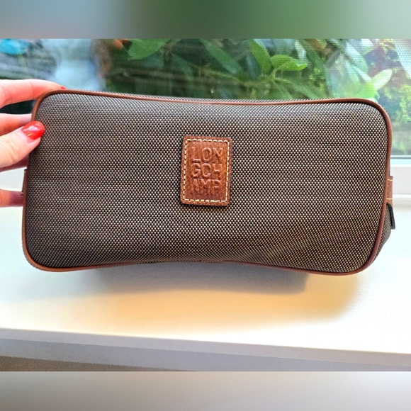 Lonchamp Large Toiletry Pouch - Picture 2 of 6